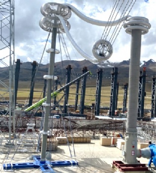 High voltage capacitor and complete testing device